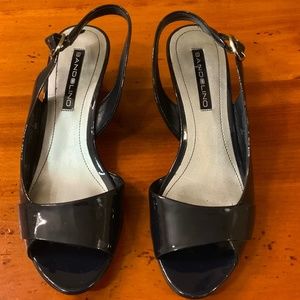 Bandolino patent leather wedge sandals